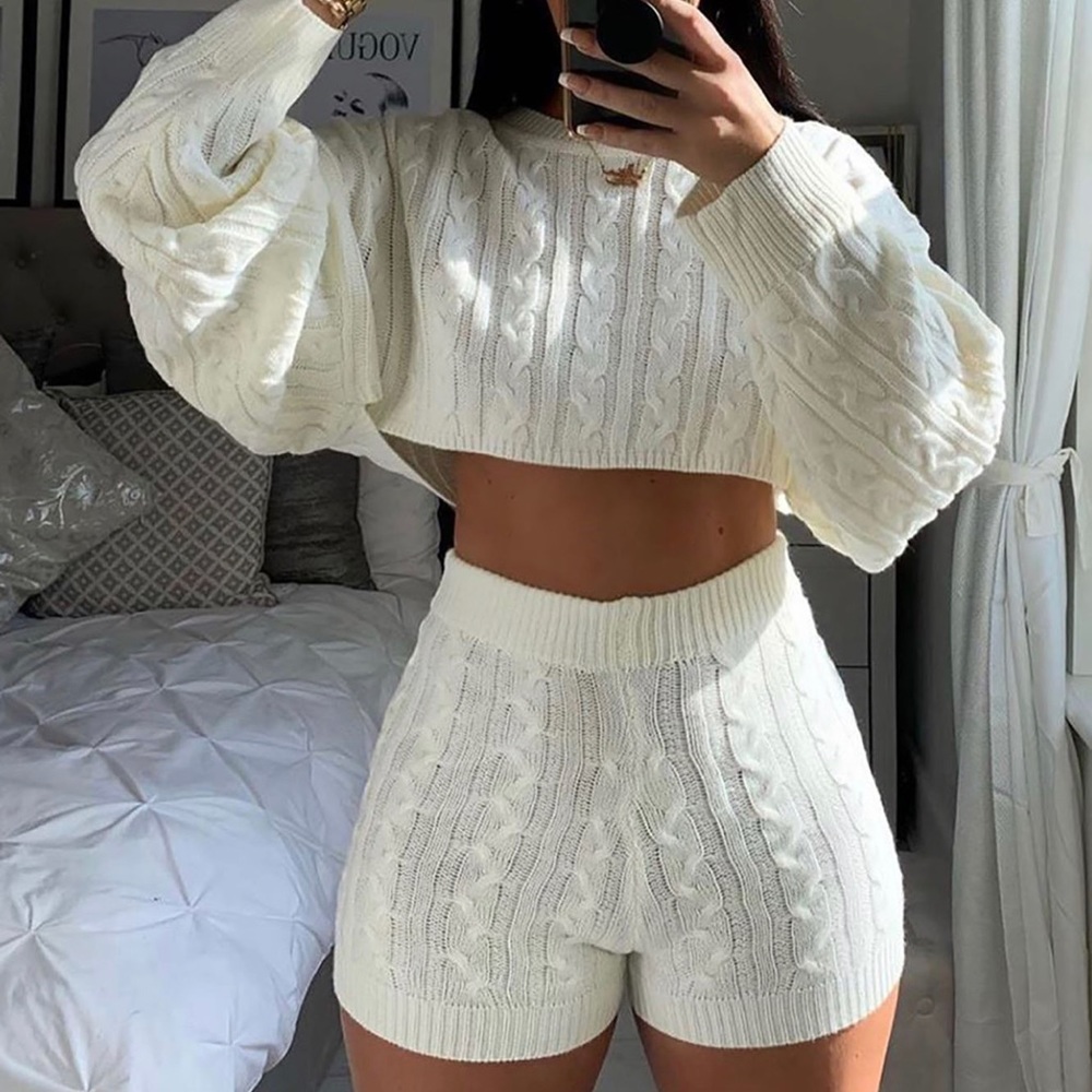 White Comfy Set